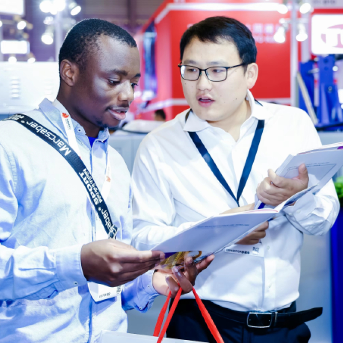 LOUPE Asia_1